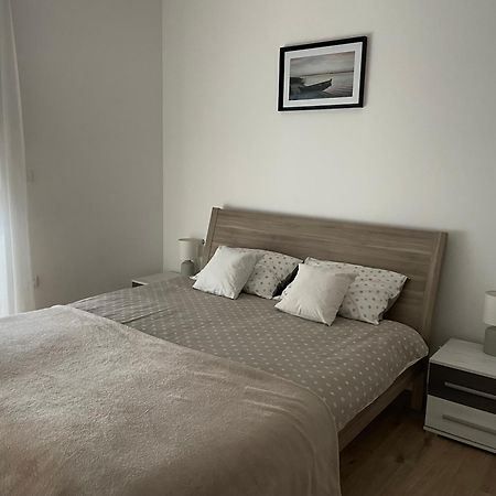 Giovanna Apartment With Terrace And Free Parking プーラ エクステリア 写真