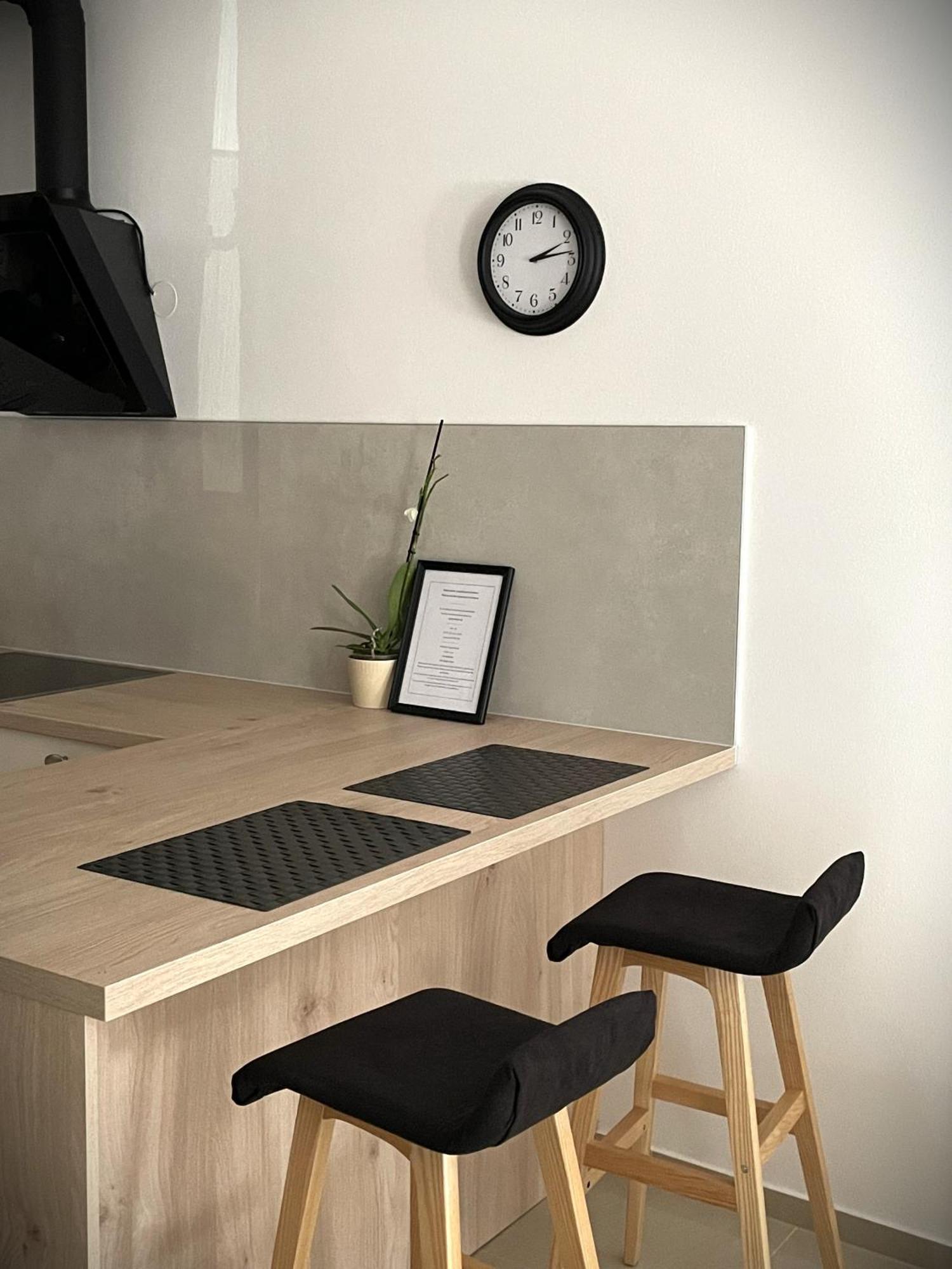 Giovanna Apartment With Terrace And Free Parking プーラ エクステリア 写真